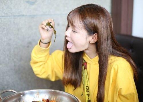 小鹿姐姐吃瓜,小鹿姐姐的瓜田奇遇记  第3张